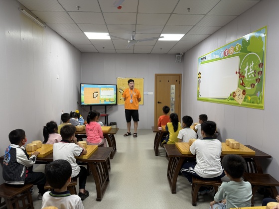 孫老師課堂常規(guī)，精彩講解瞬間_副本.jpg