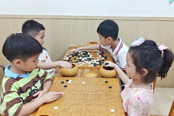 高手過(guò)招，步步驚險(xiǎn)_副本.jpg